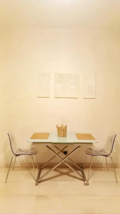 Gef House - Studio Apartment Bande Nere Milano 0*,  Italia